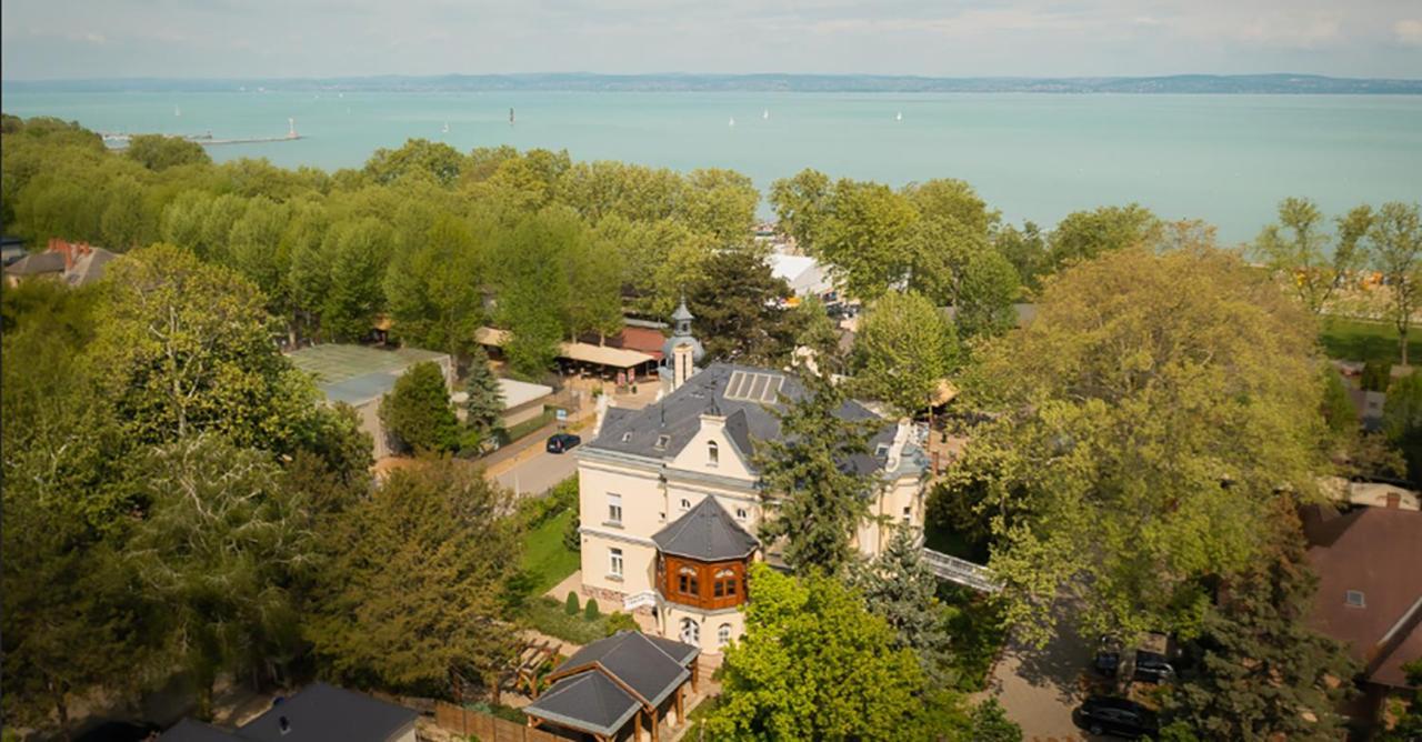 Avilla Thanhoffer Siófok Extérieur photo