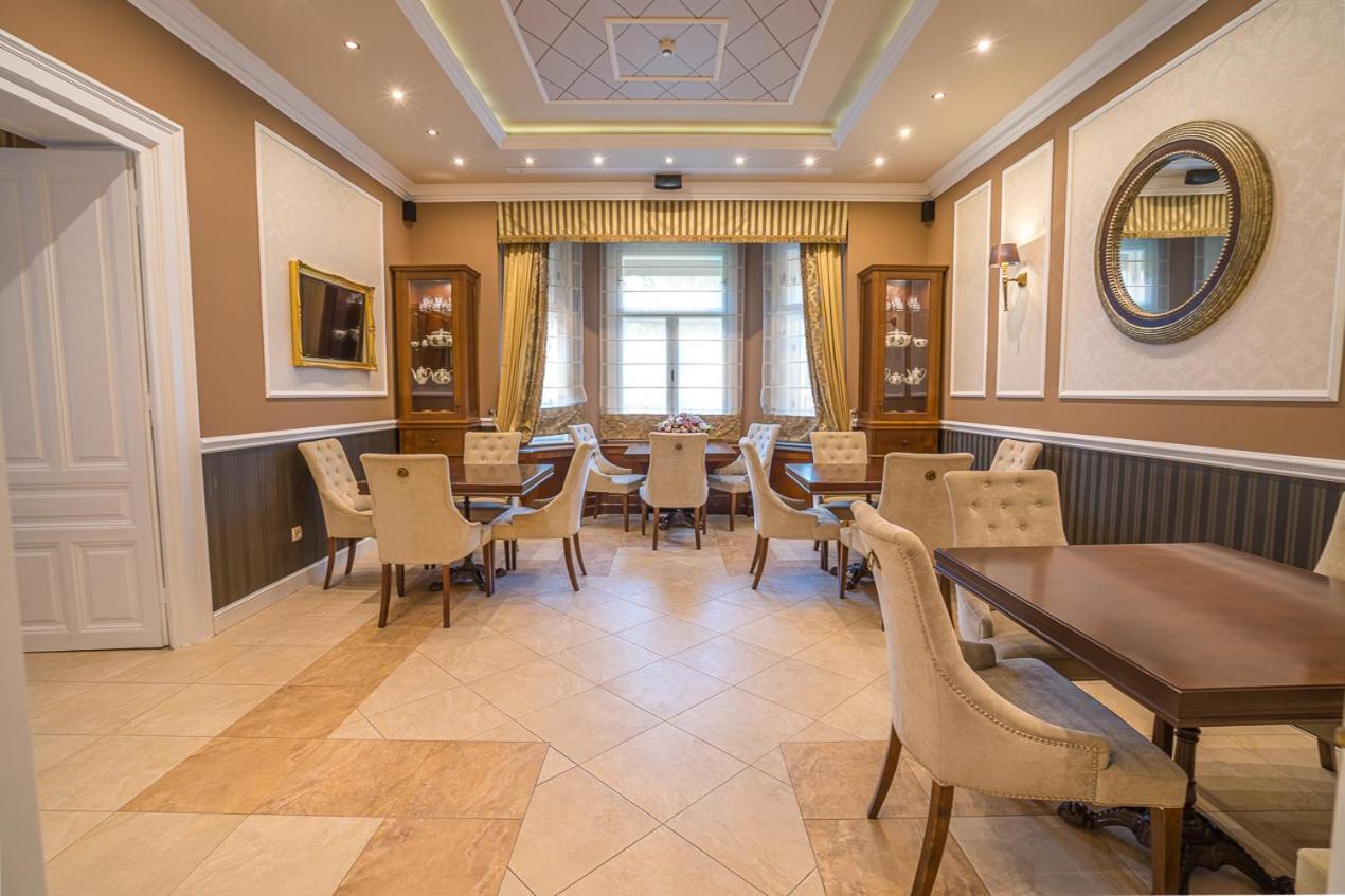 Avilla Thanhoffer Siófok Extérieur photo