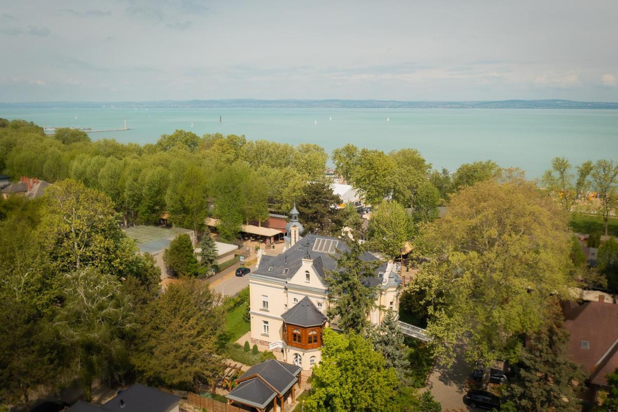 Avilla Thanhoffer Siófok Extérieur photo